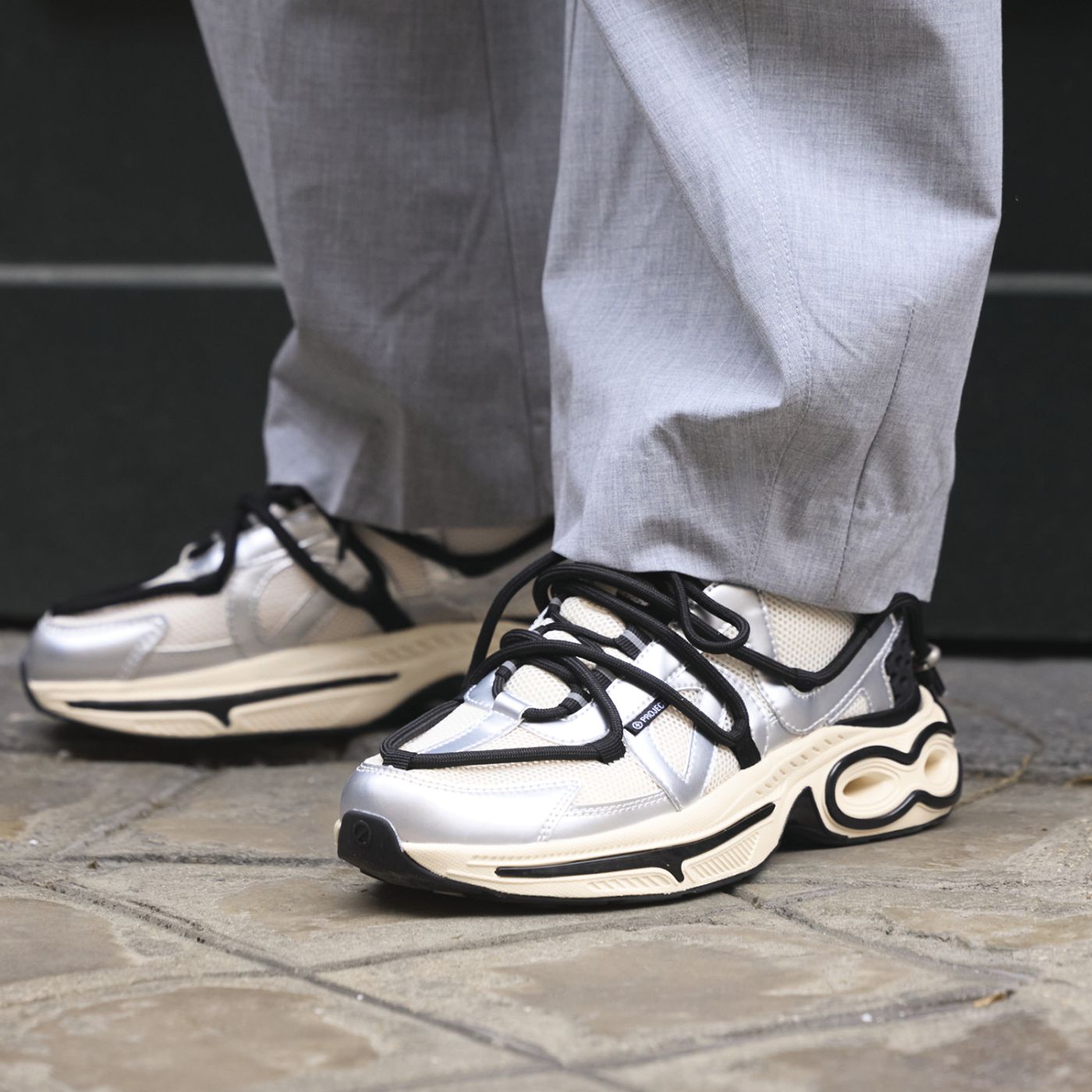 WILLO RUNNER W - MESH/METAL - OFF WHITE/SILVER